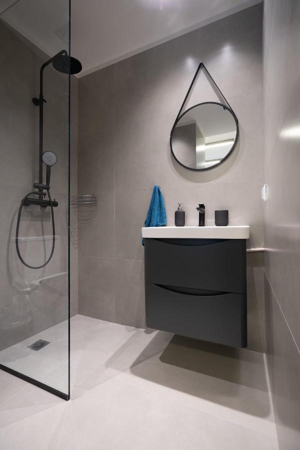 Monastiraki Metro St 2 Bedrooms 6 Pers By Mps Athens Luaran gambar